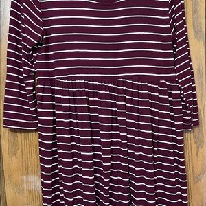 Arizona Jeans Co Babydoll 3/4 Sleeve Dress in Maroon with white stripes.